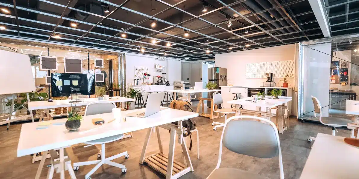 Como o coworking reduz custos operacionais